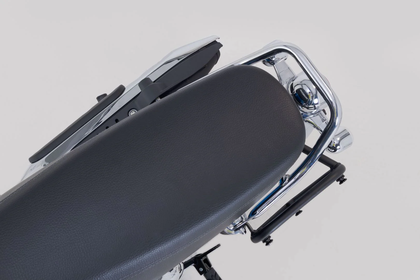 Legend Gear side bag system LC Black Edition Honda Dax 125 (22-). - Image 4