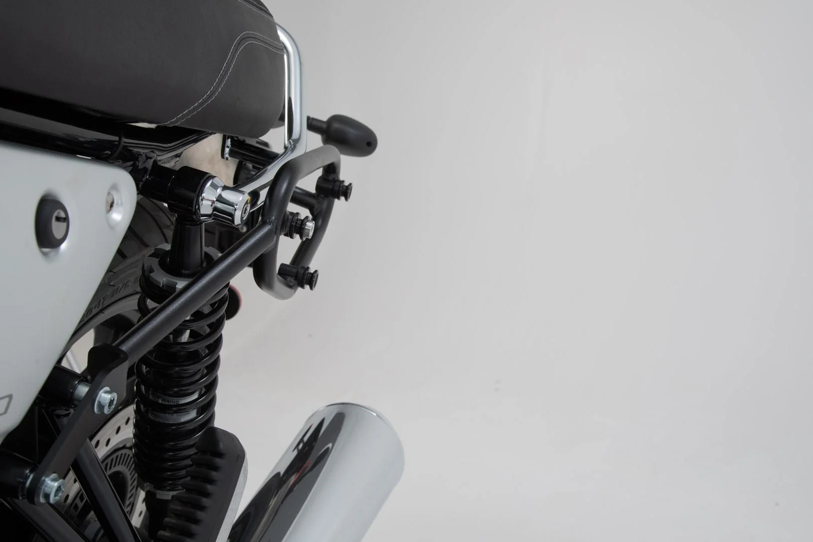 Legend Gear Side Bag System LC Moto Guzzi V7 III (16- ) Black Edition - Image 3