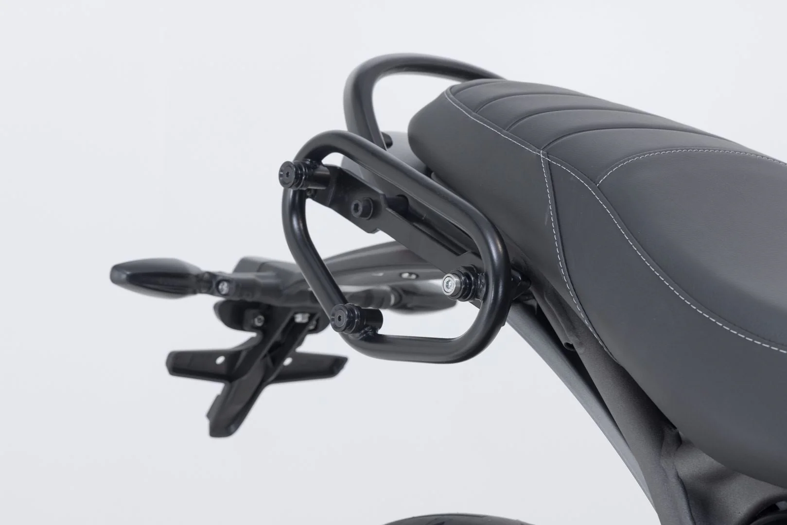 Legend Gear side bag system LC - Black Edition Triumph Speed 400 / Scrambler 400 X (23-). - Image 3