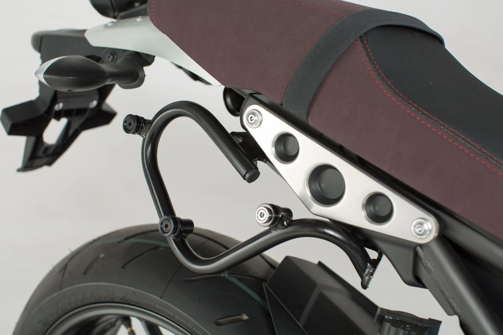 Legend Gear Side Bag System LC Yamaha XSR 900 (15-) Black Edition - Image 3
