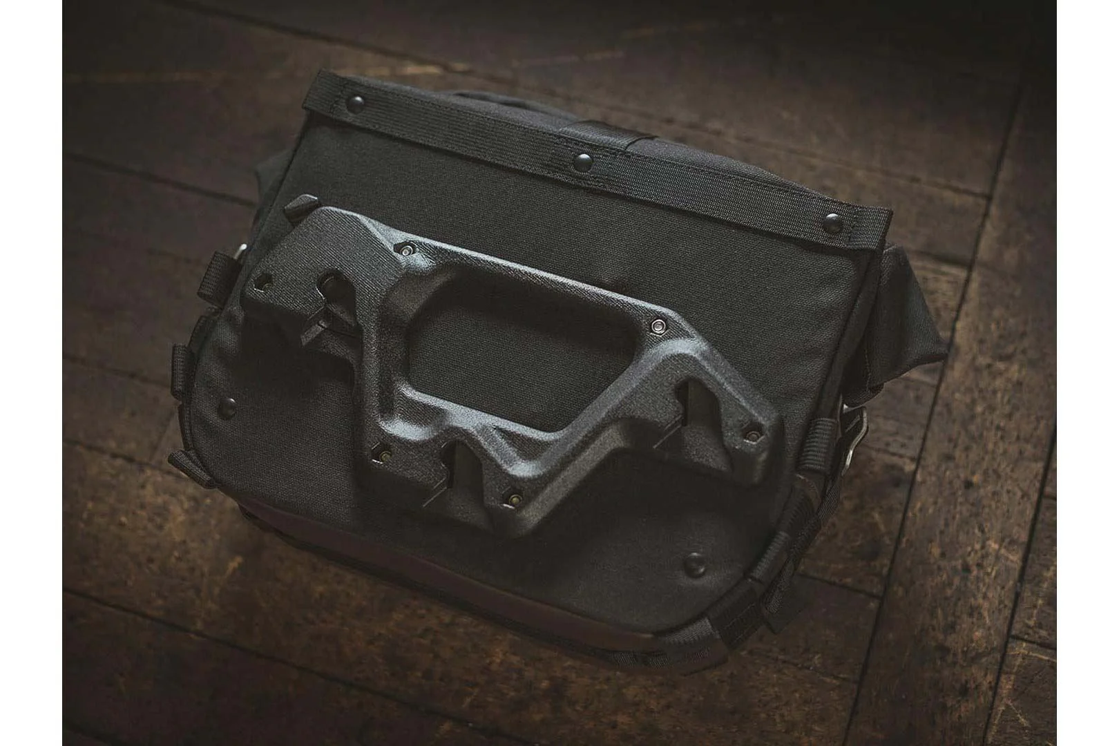 Legend Gear Side Bag System  LC BMW R nineT Racer (16-) - Image 2