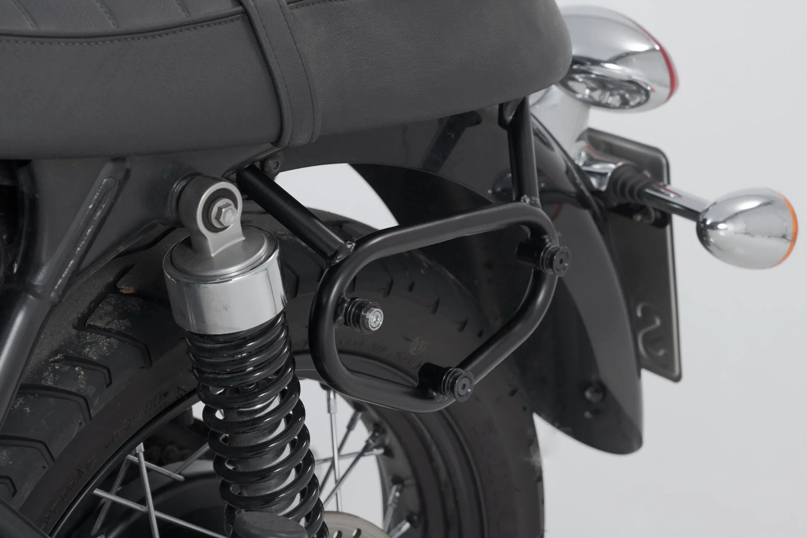 Legend Gear side bag system LC Triumph Scrambler (05-) - Image 4