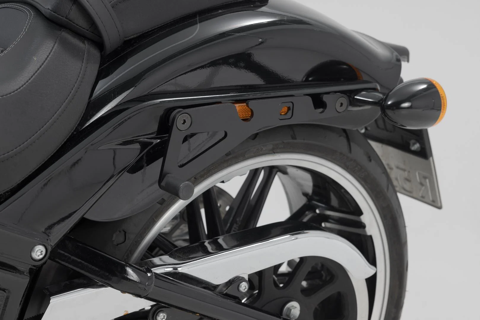 Legend Gear Side Bag System LH1/LH1 2x 19,5 litre FatBoy / S, Breakout / S (17-) - Image 3