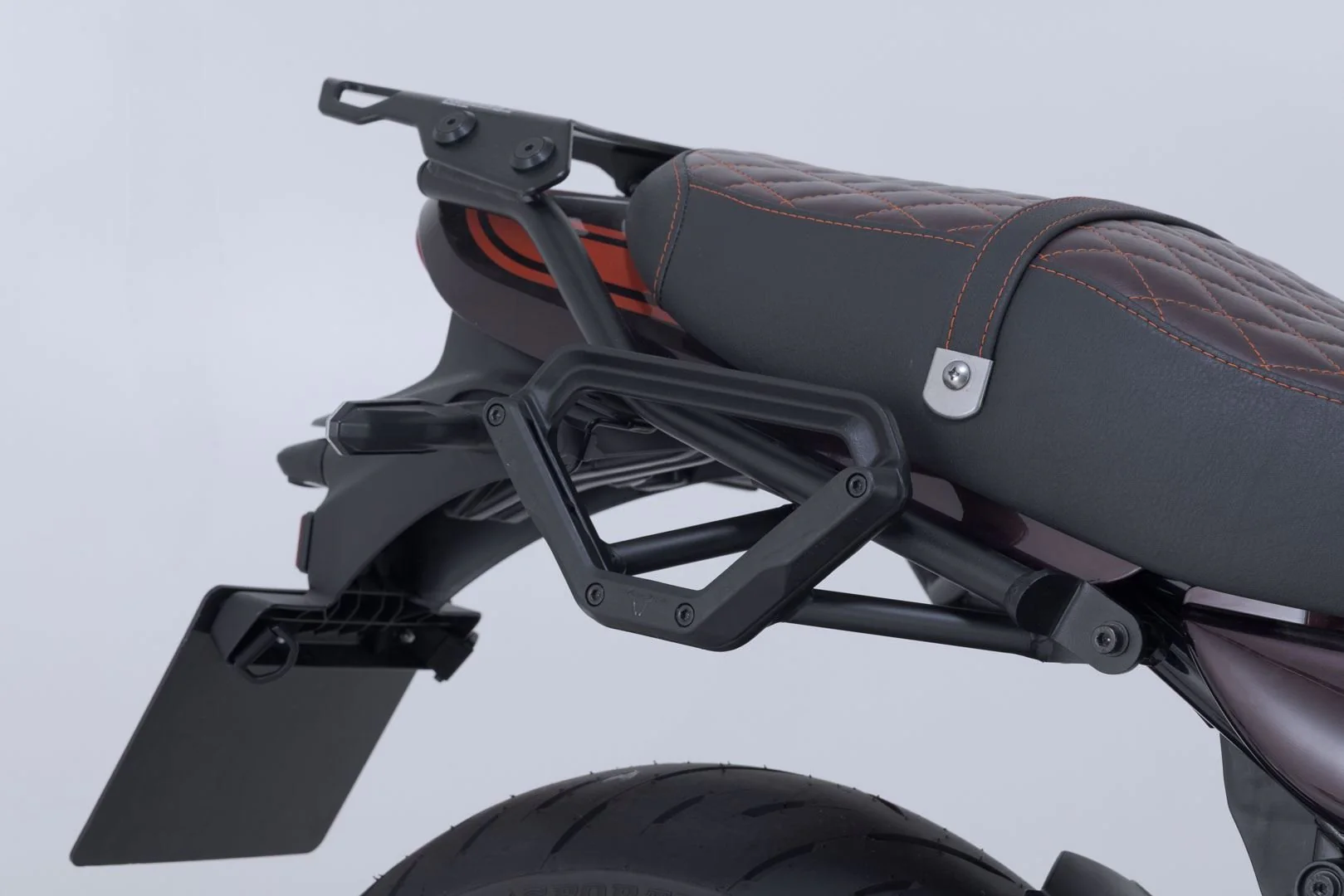 Legend Gear Side Bag system V-LOC 16/11 l. Kawasaki Z900RS/Cafe/SE (17-), 50th Anni. - Image 3
