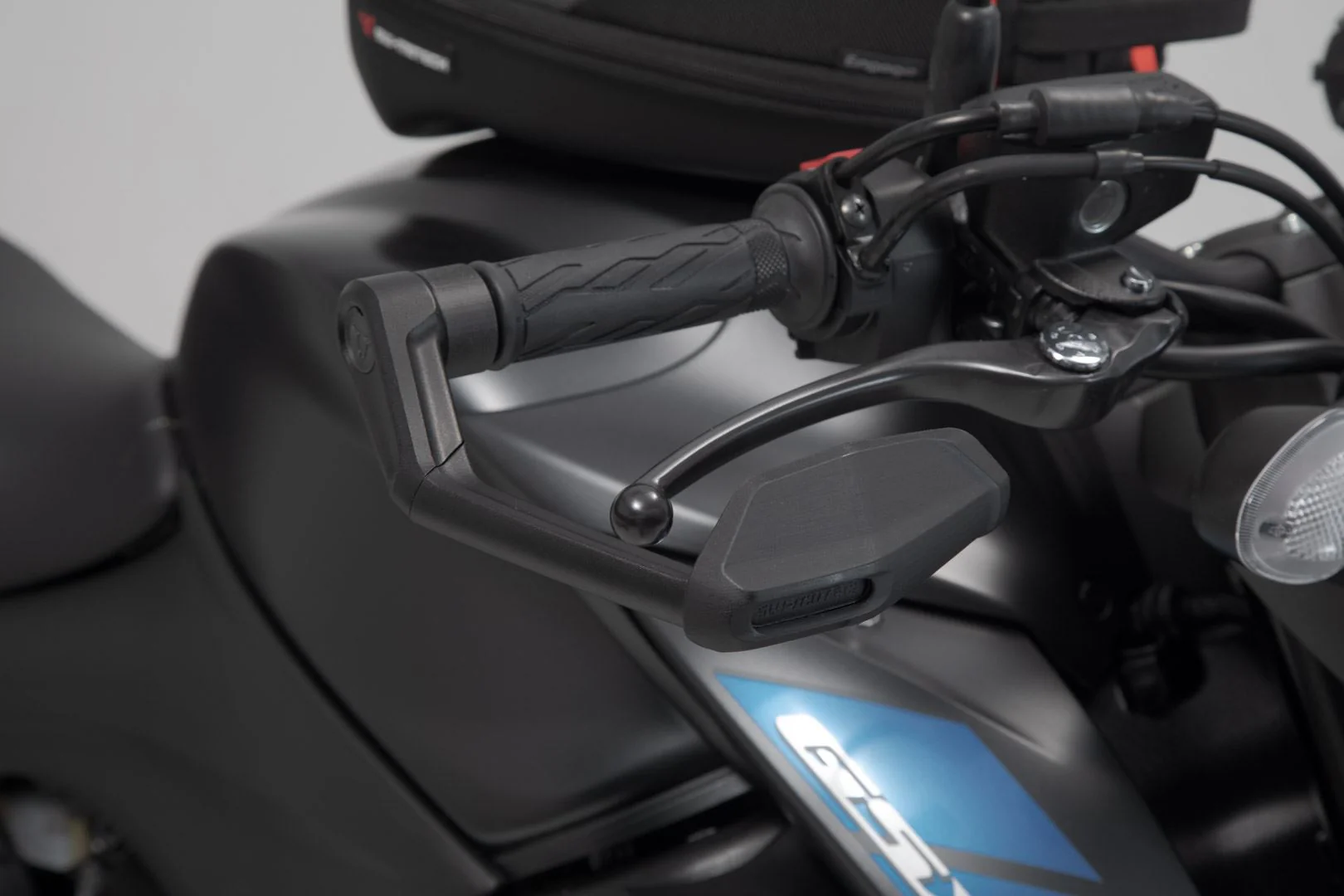 Lever Guards Suzuki GSX-S 750 (16-), GSX-S 1000 (15-) with Wind Protection Black - Image 4