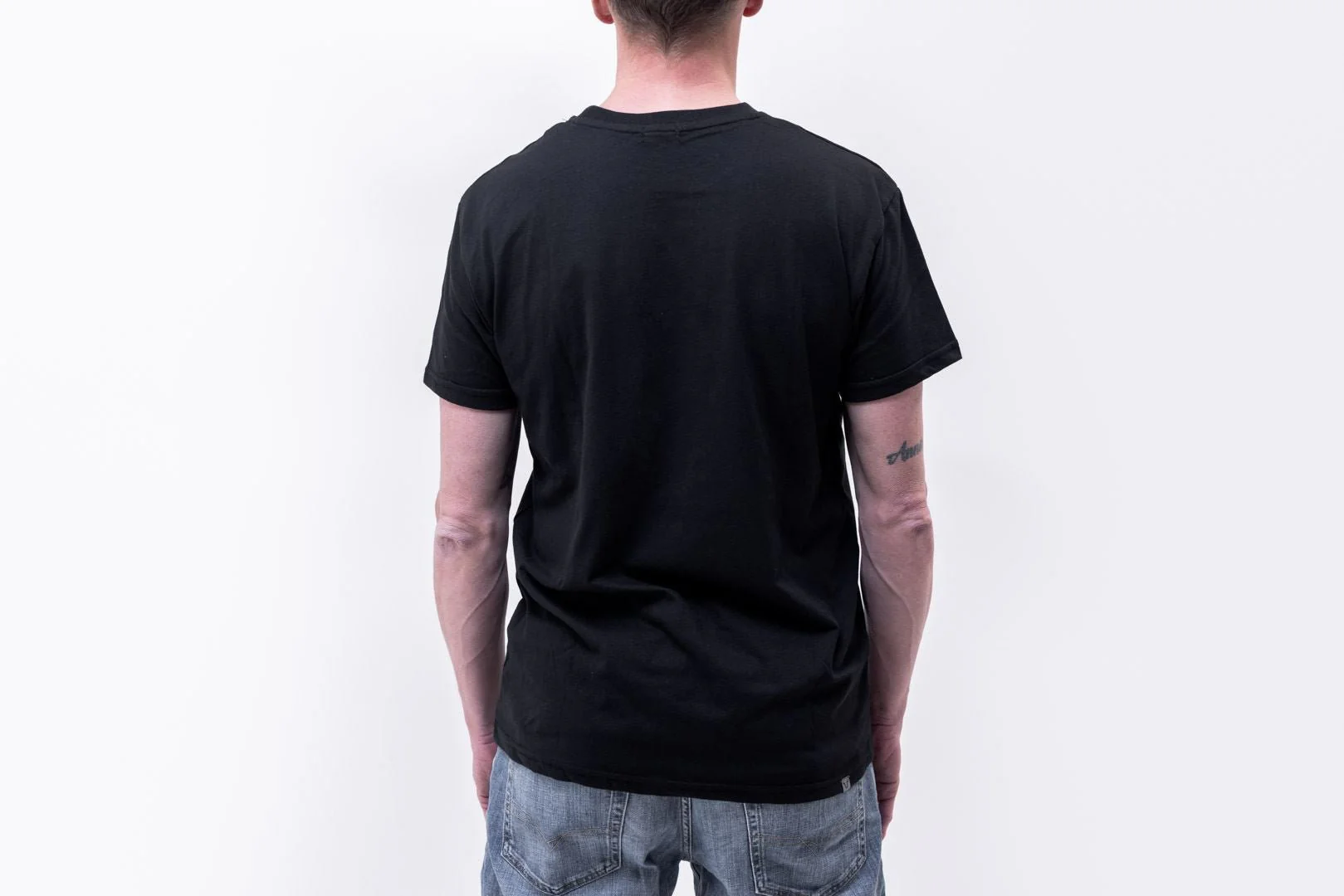 Mens T-shirt - Black Edition Street Line. Black. Mens. Size S. - Image 2
