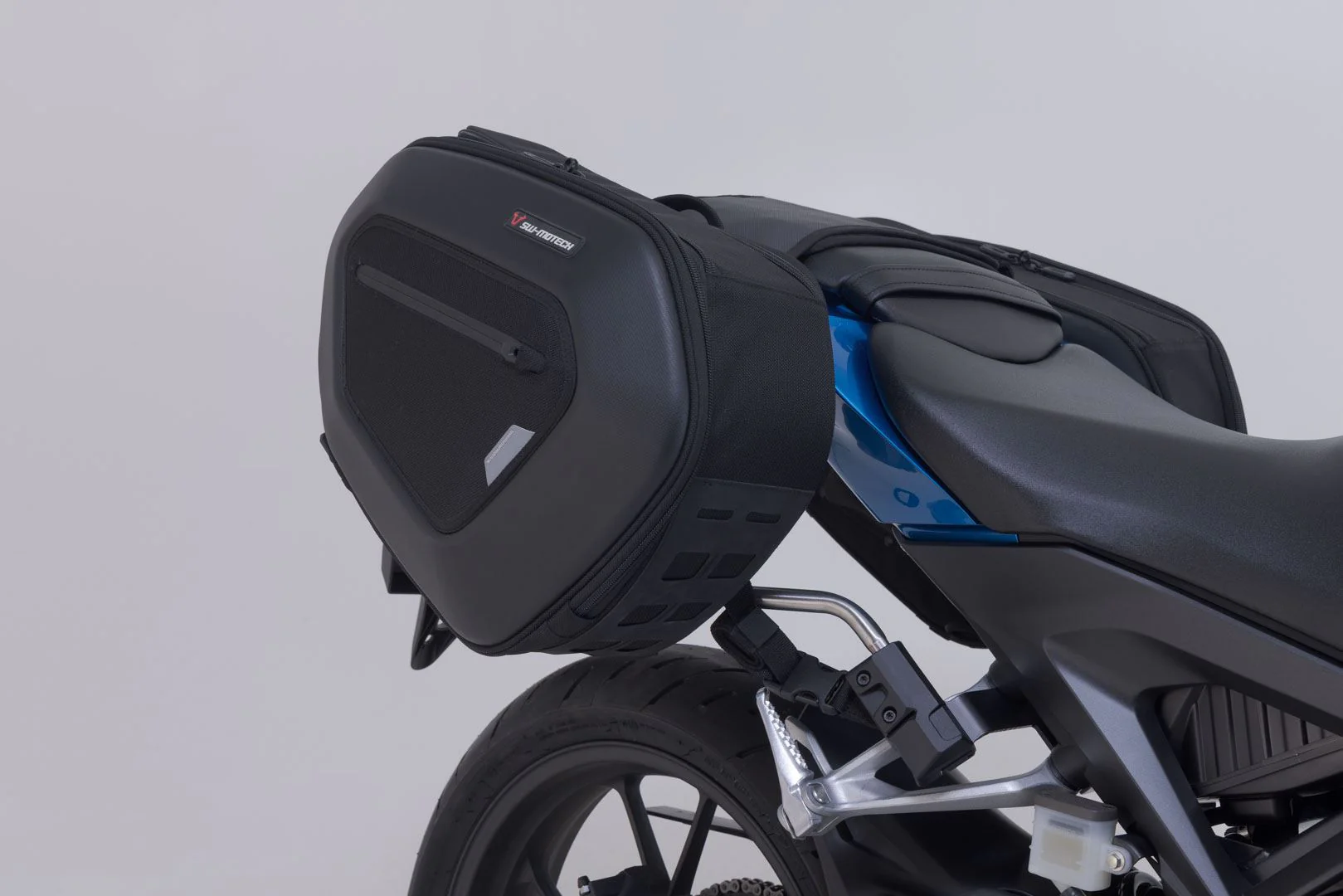 PRO BLAZE H saddlebag set Black. Honda CB125R (17-). - Image 3