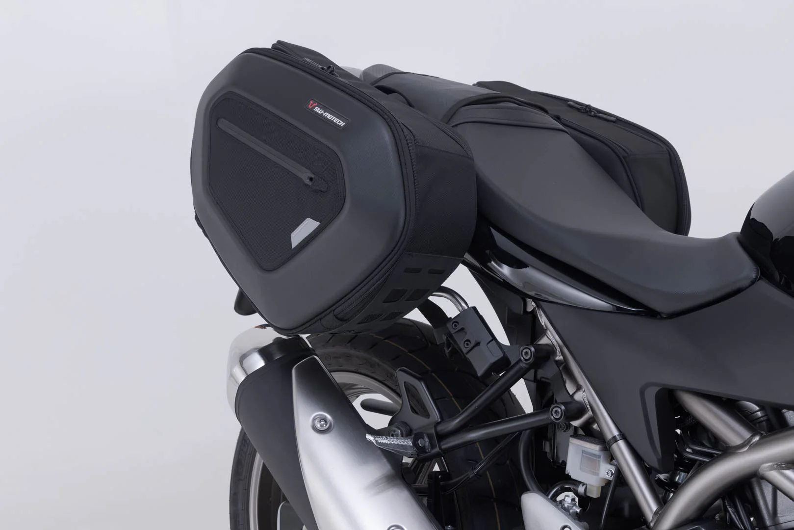 PRO BLAZE H saddlebag set Black. Suzuki SV650 ABS (15-) SV650 X (18-). - Image 3