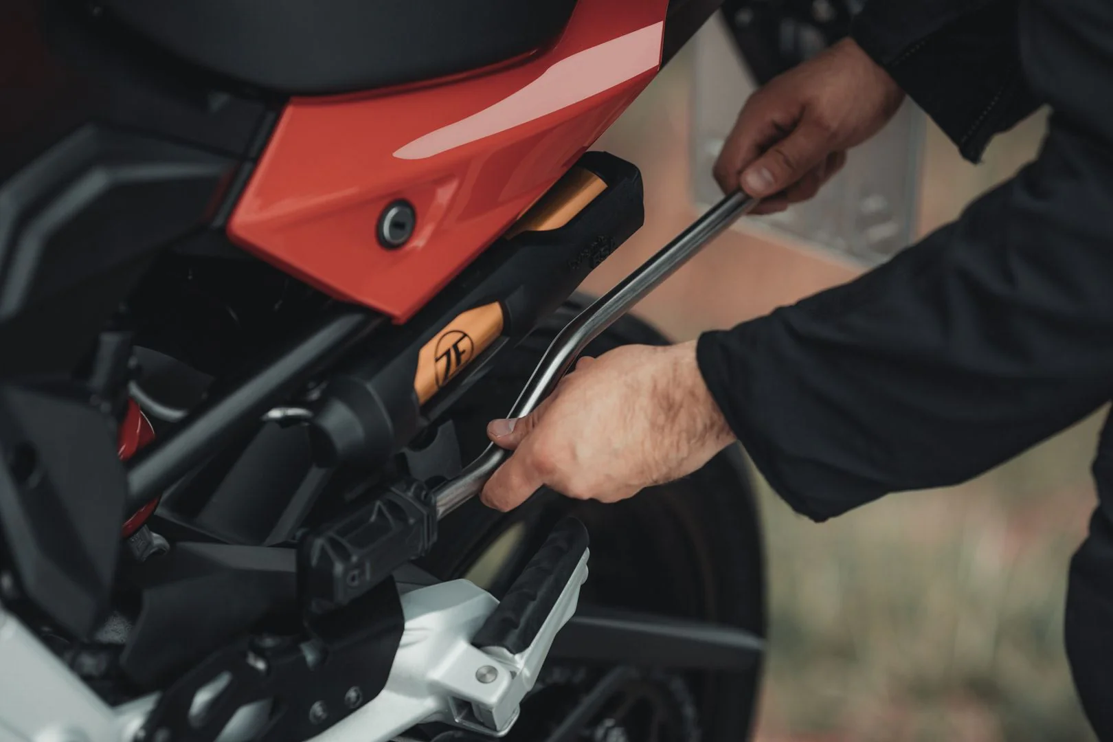 PRO BLAZE H Saddlebag Set KTM 690 Duke / R (11-) Black - Image 4