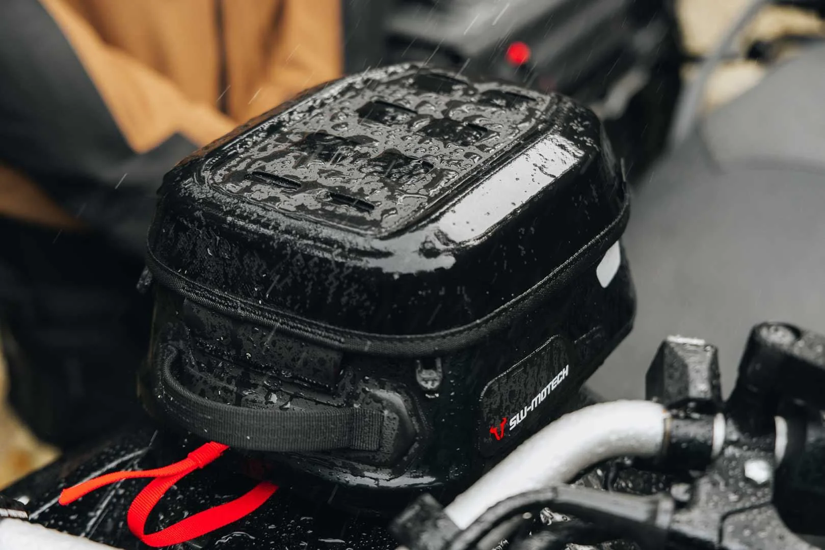 PRO Micro WP tank bag Waterproof 4 Litre - Image 3
