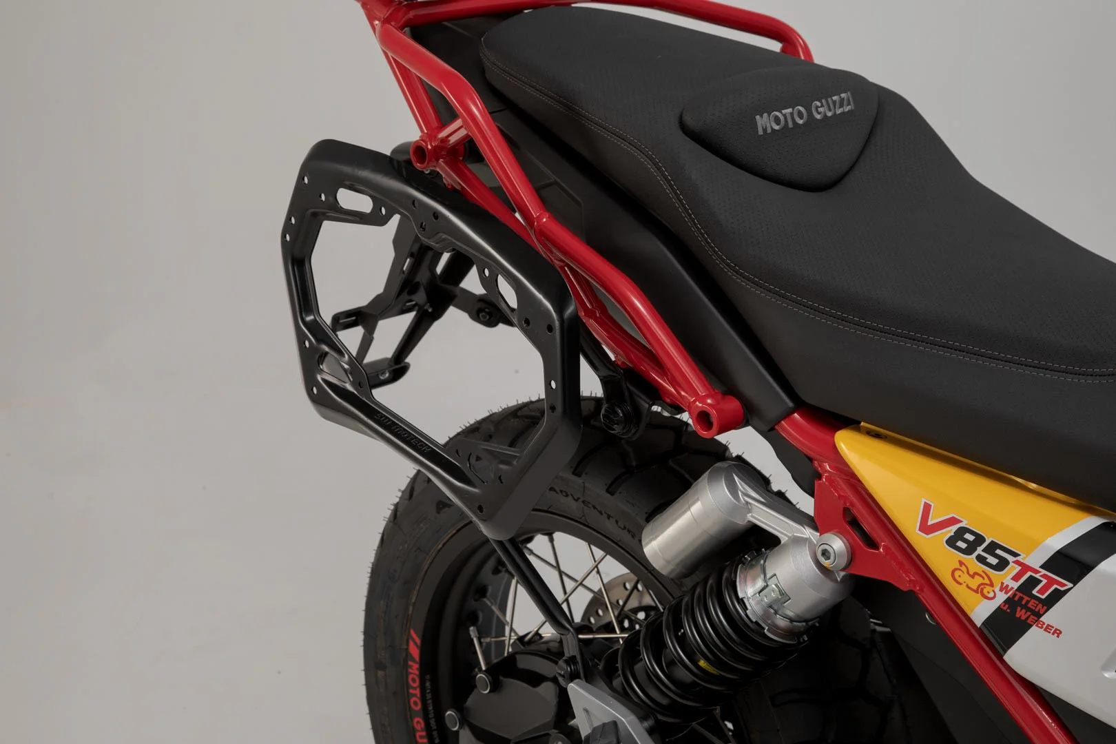 PRO Side Carrier Moto Guzzi V85 TT (19-) Black - Image 5