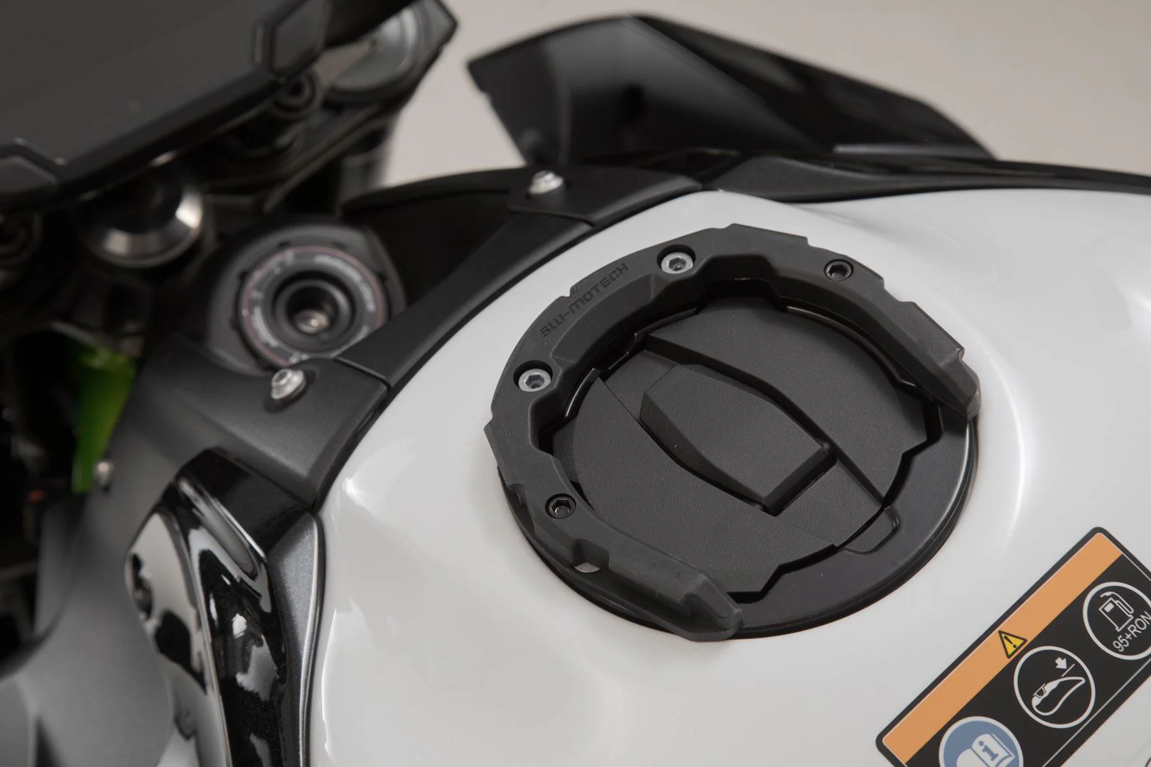 PRO Tank Ring Kawasaki models (16-) Black - Image 2