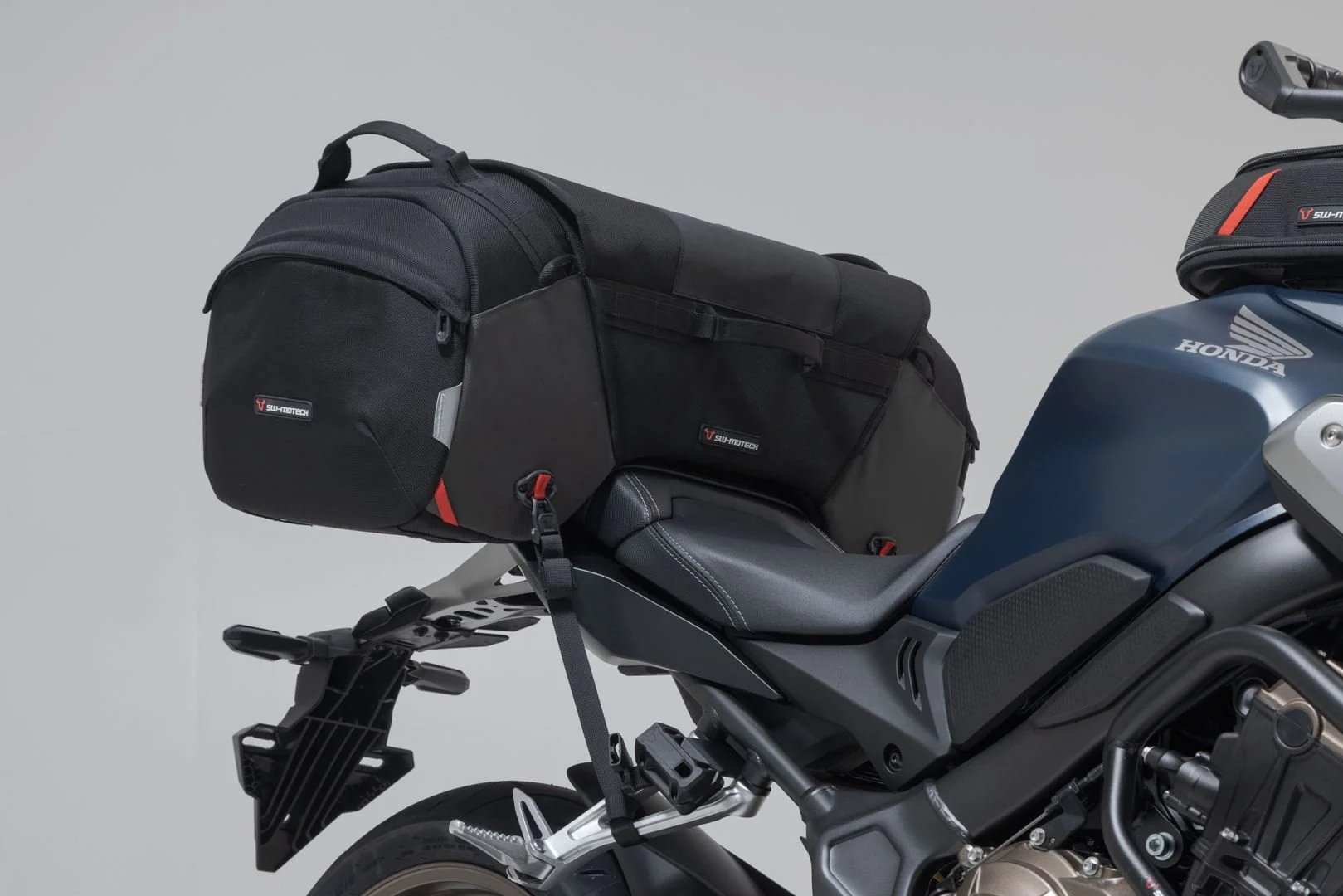 PRO Travelbag Tail Bag 1680D Ballistic Nylon Black/Anthracite - Image 5