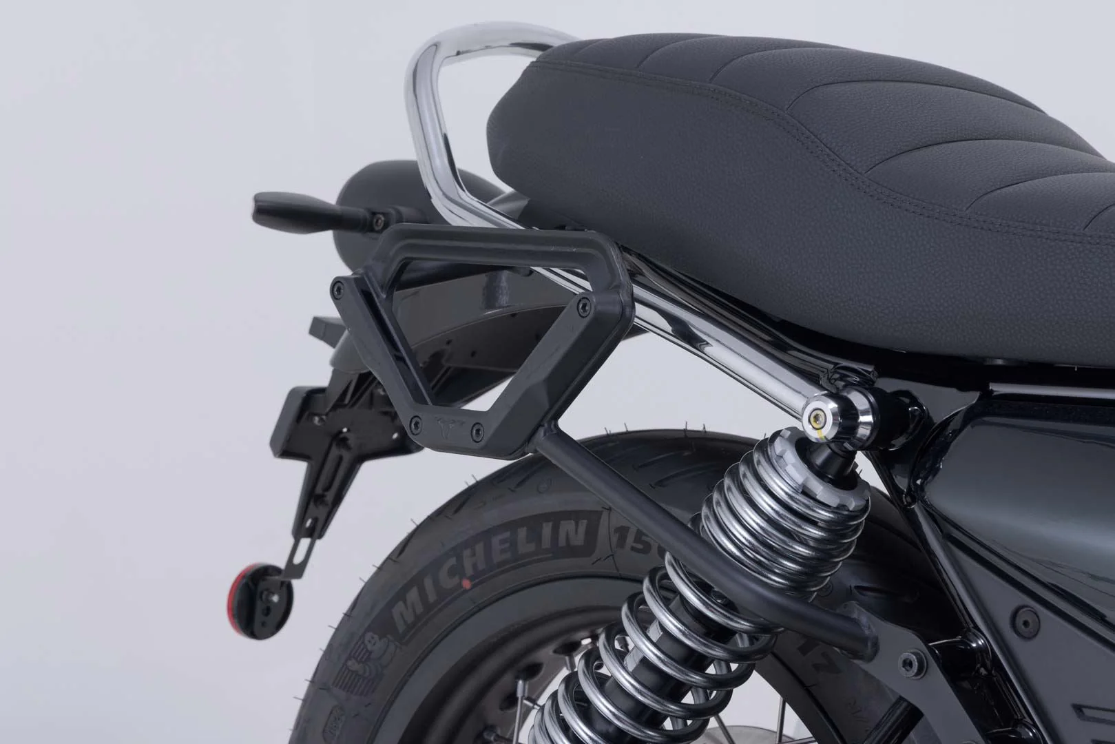 Side Bag WP system V-LOC 11/11 l. Moto Guzzi V7 models (20-). - Image 3