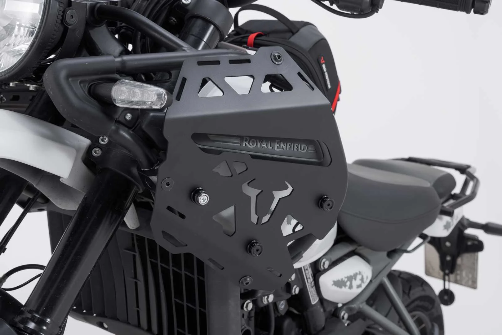 SLC side carrier left for original crash bars Royal Enfield Himalayan 450 (23-). - Image 3