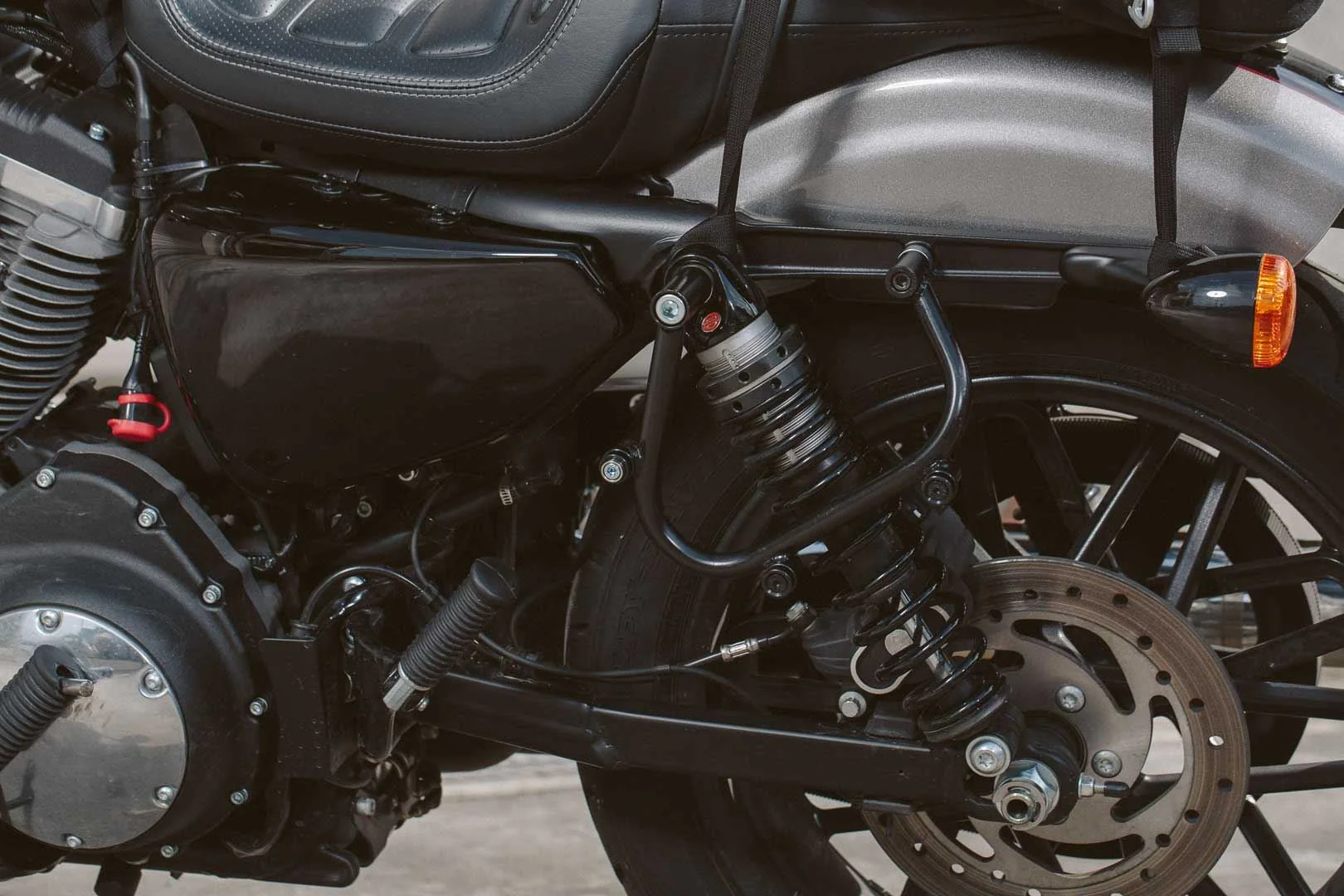 SLC Side Carrier Left Harley-Davidson Sportster models (04-) - Image 3