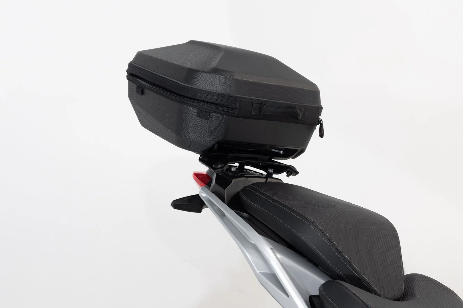 SLC side carrier left Royal Enfield Himalayan 450 (23-). - Image 9