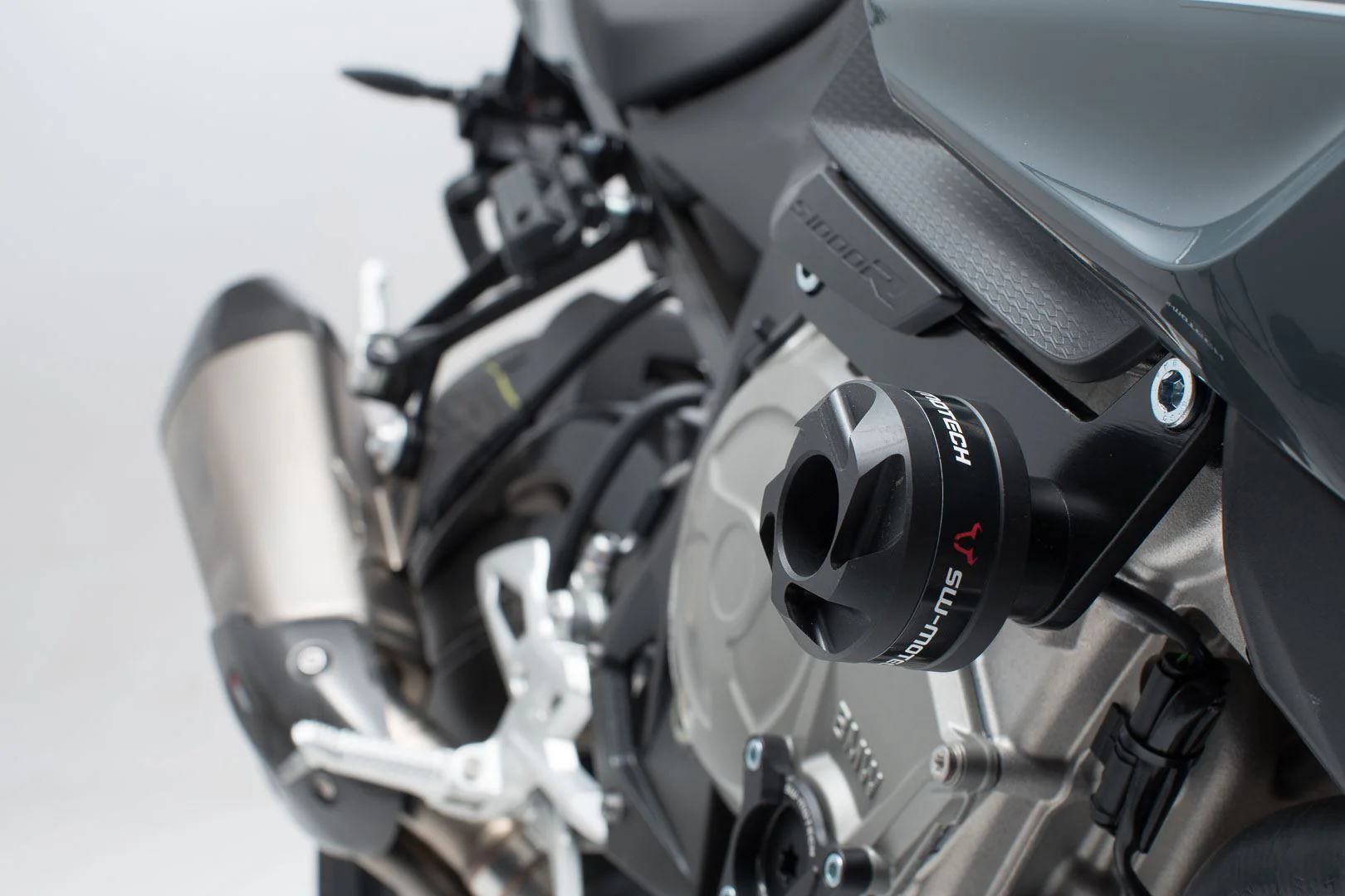 Slider set for frame Black BMW S 1000 R (16-)