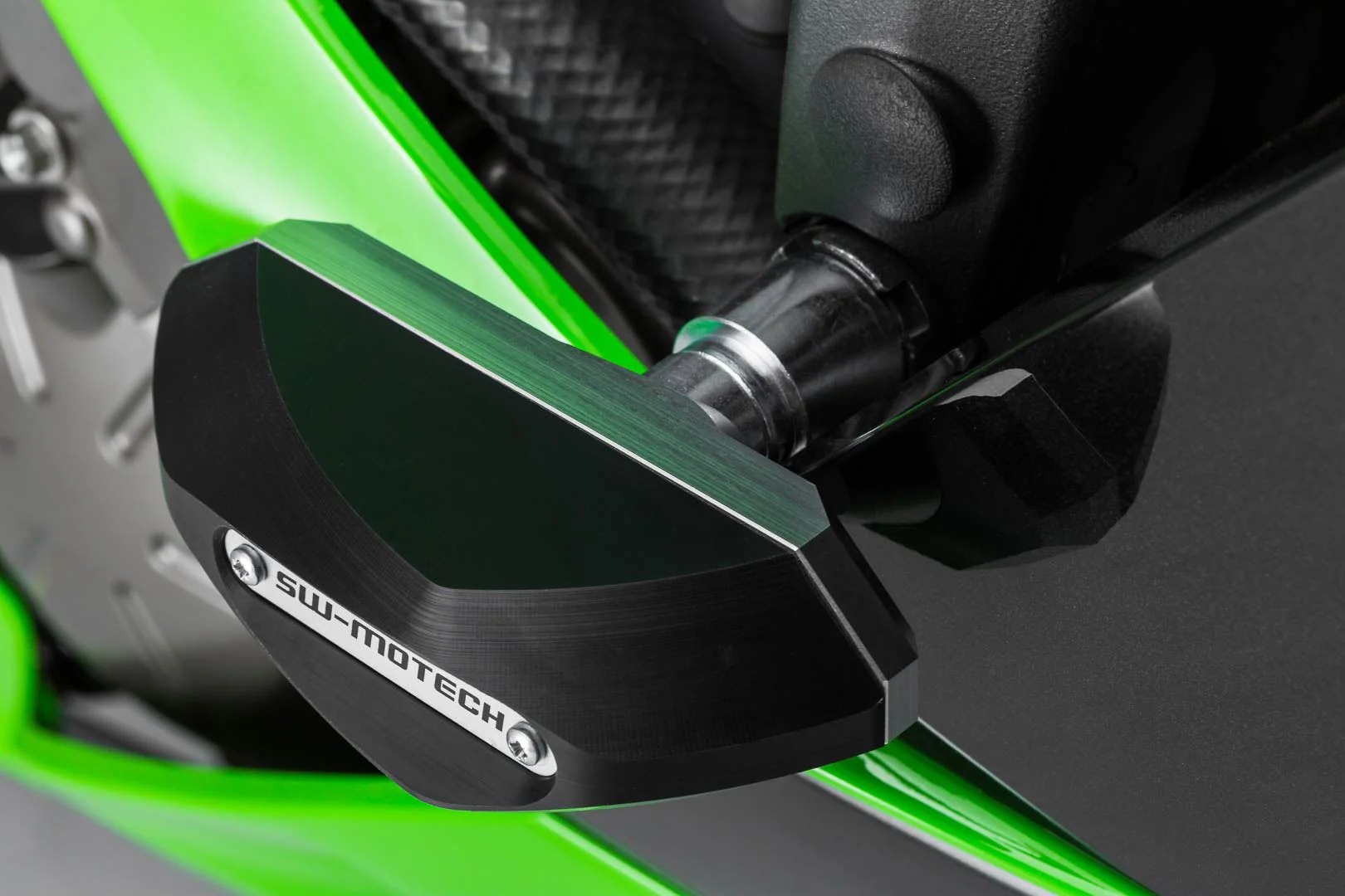 Slider set for frame Black Kawasaki Ninja ZX-6R 636 (13-) - Image 3