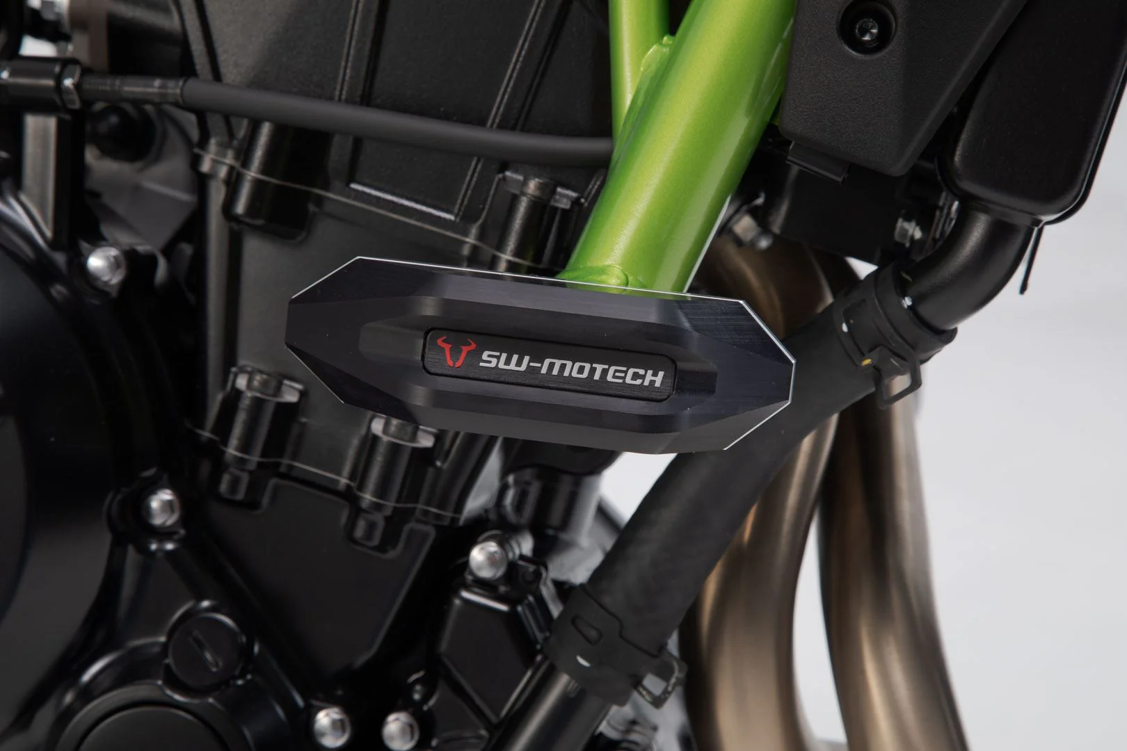 Slider set for frame Black Kawasaki Z650 (16-) - Image 2