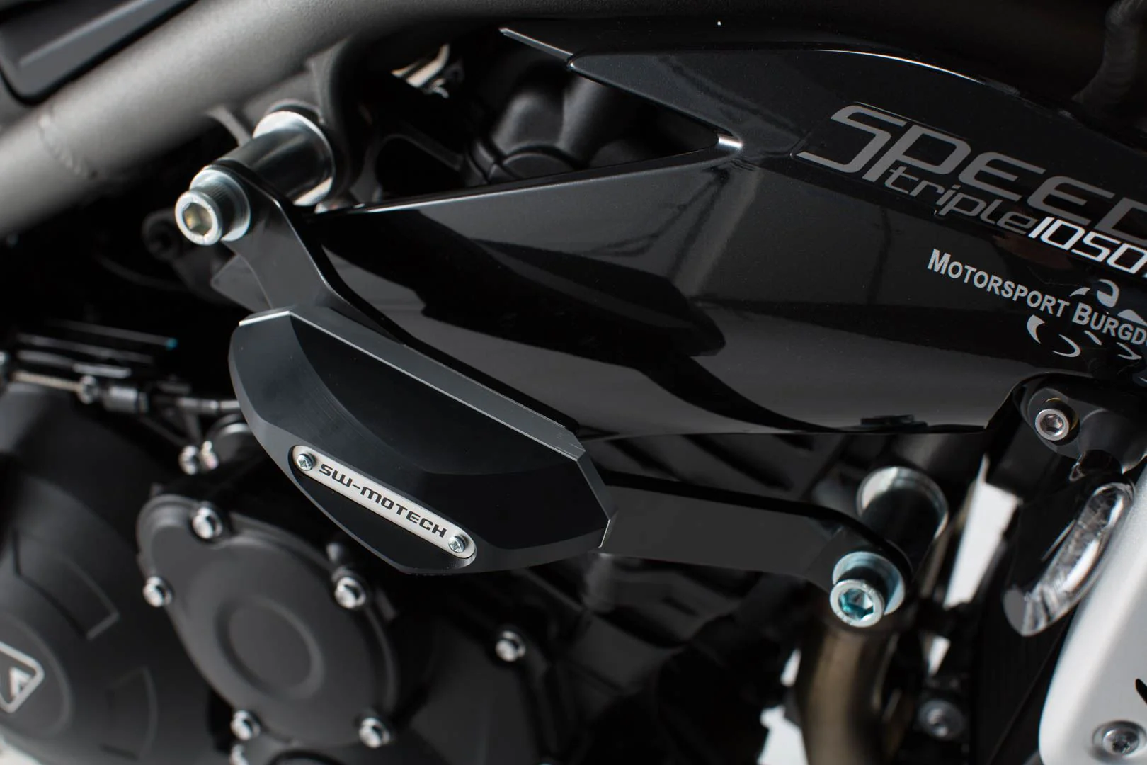 Slider Set For Frame Black Triumph Speed Triple 1050 (10-) - Image 4