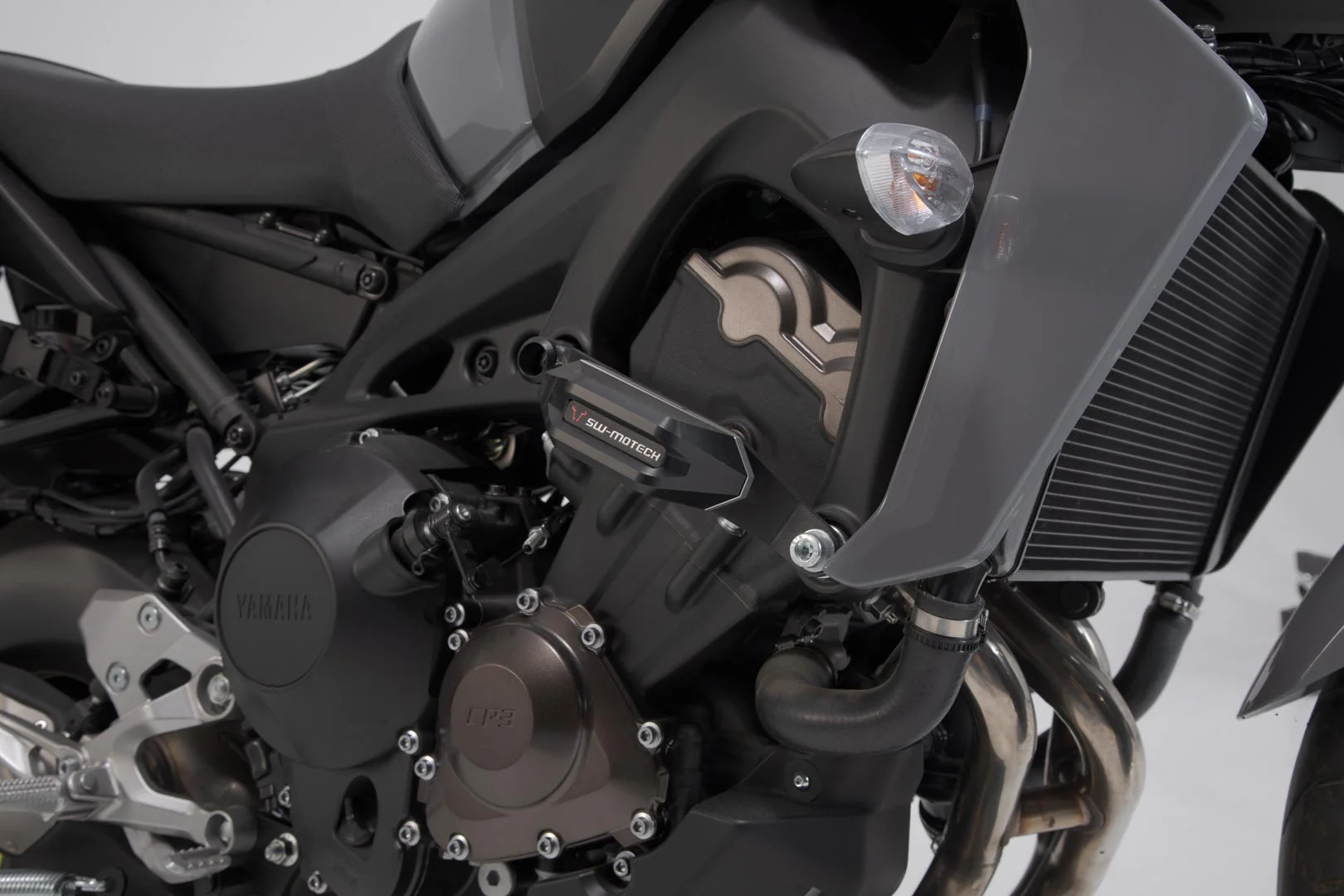 Slider set for frame Black Yamaha MT-09/Tracer, XSR900/Abarth - Image 4