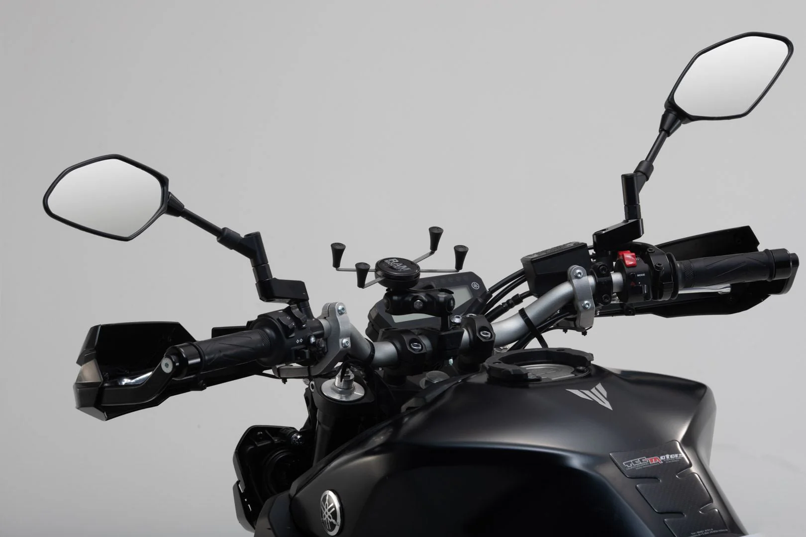 Slider Set for front Axle Harley-Davidson Pan America (21-) Black - Image 7