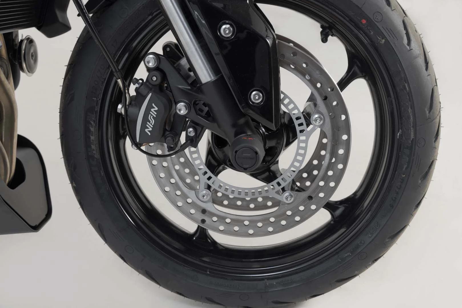 Slider Set for Front Axle Triumph Street Triple/Daytona/Tiger 600/Trident Black - Image 2