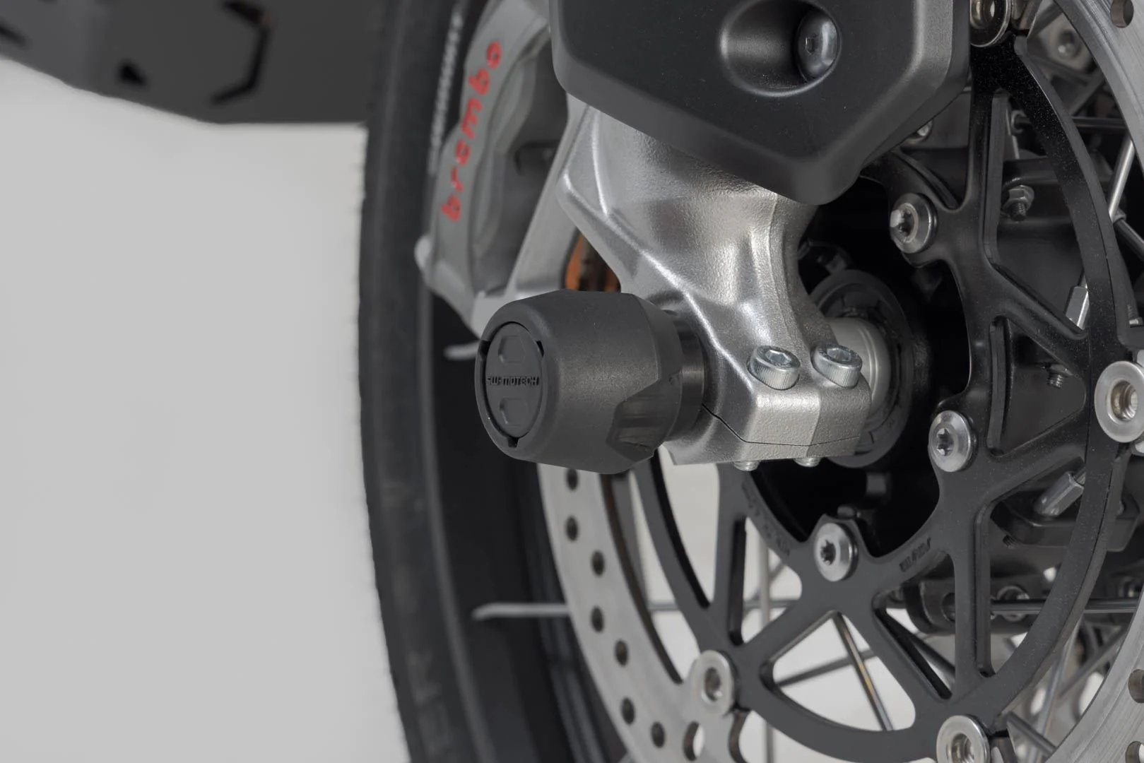 Slider Set for Rear Axle Suzuki GSX-S1000 / F (15-) Black - Image 5
