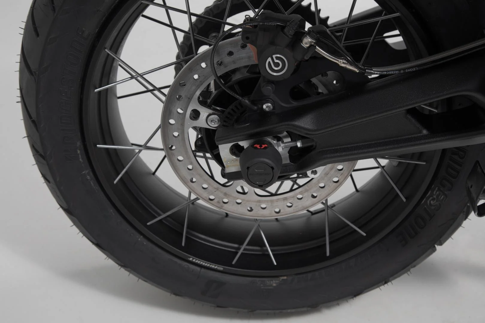 Slider Set for Rear Axle Triumph Tiger 800 (10-) / 900 (19-) Black - Image 2