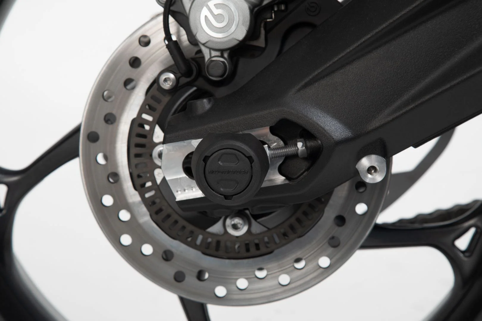Slider Set for Rear Axle Yamaha MT-09 (13-16)/Tracer, XSR900/Abarth Black - Image 3