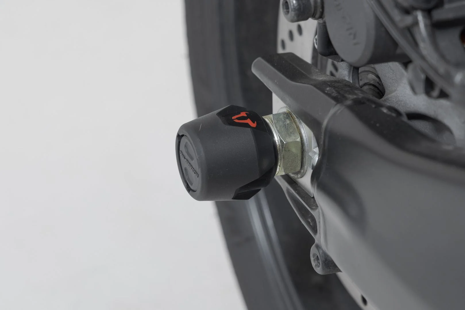 Slider Set for Rear Axle Yamaha MT-09 (20-) Black - Image 5
