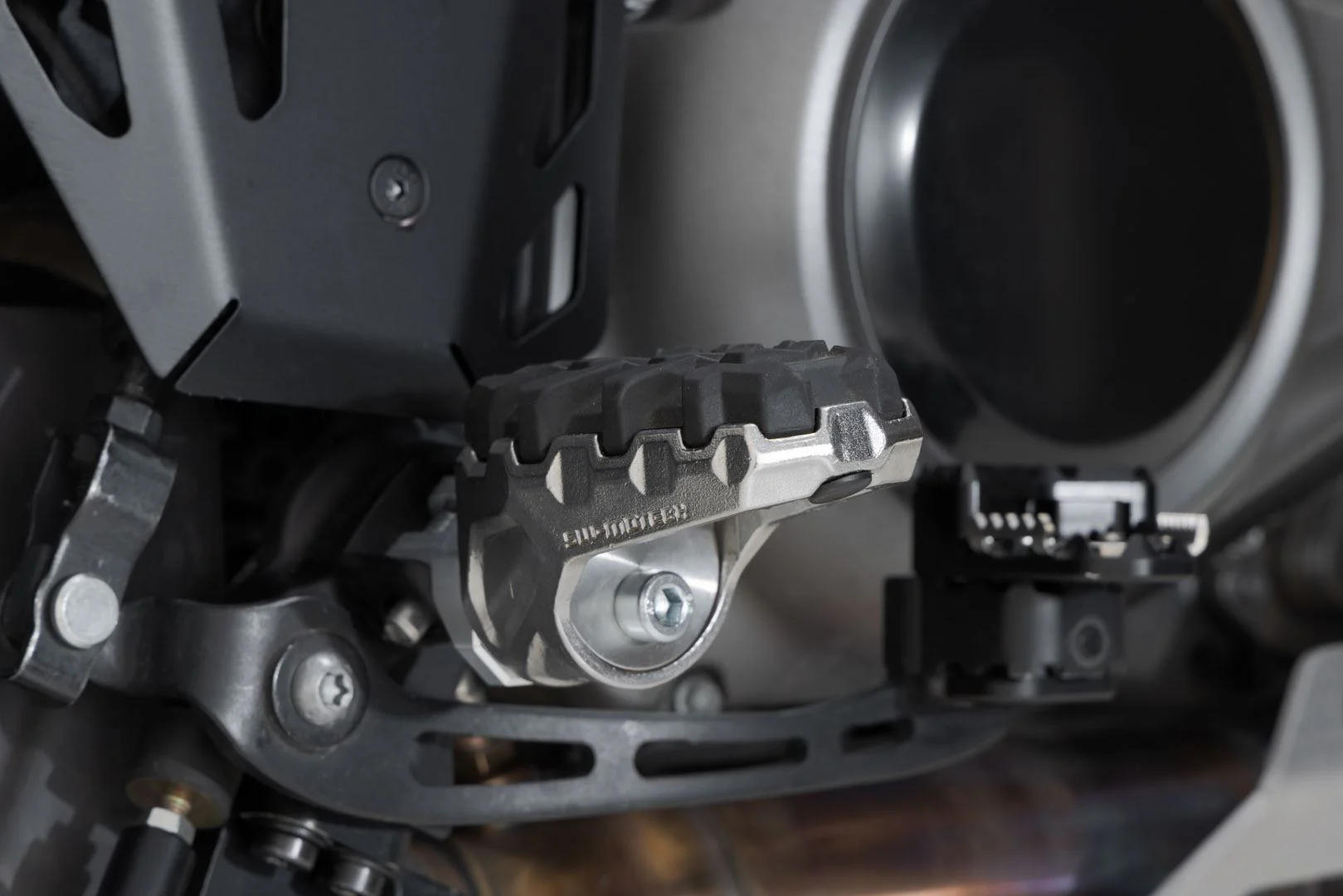 STREET-RACK Voge 500R (19-) Black - Image 9