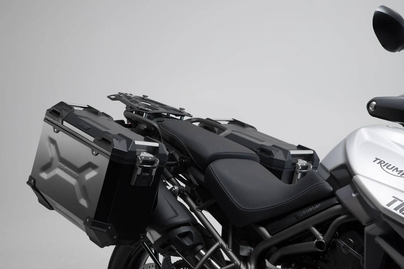 SysBag WP L/L system Triumph Tiger 800 models (10-). - Image 3