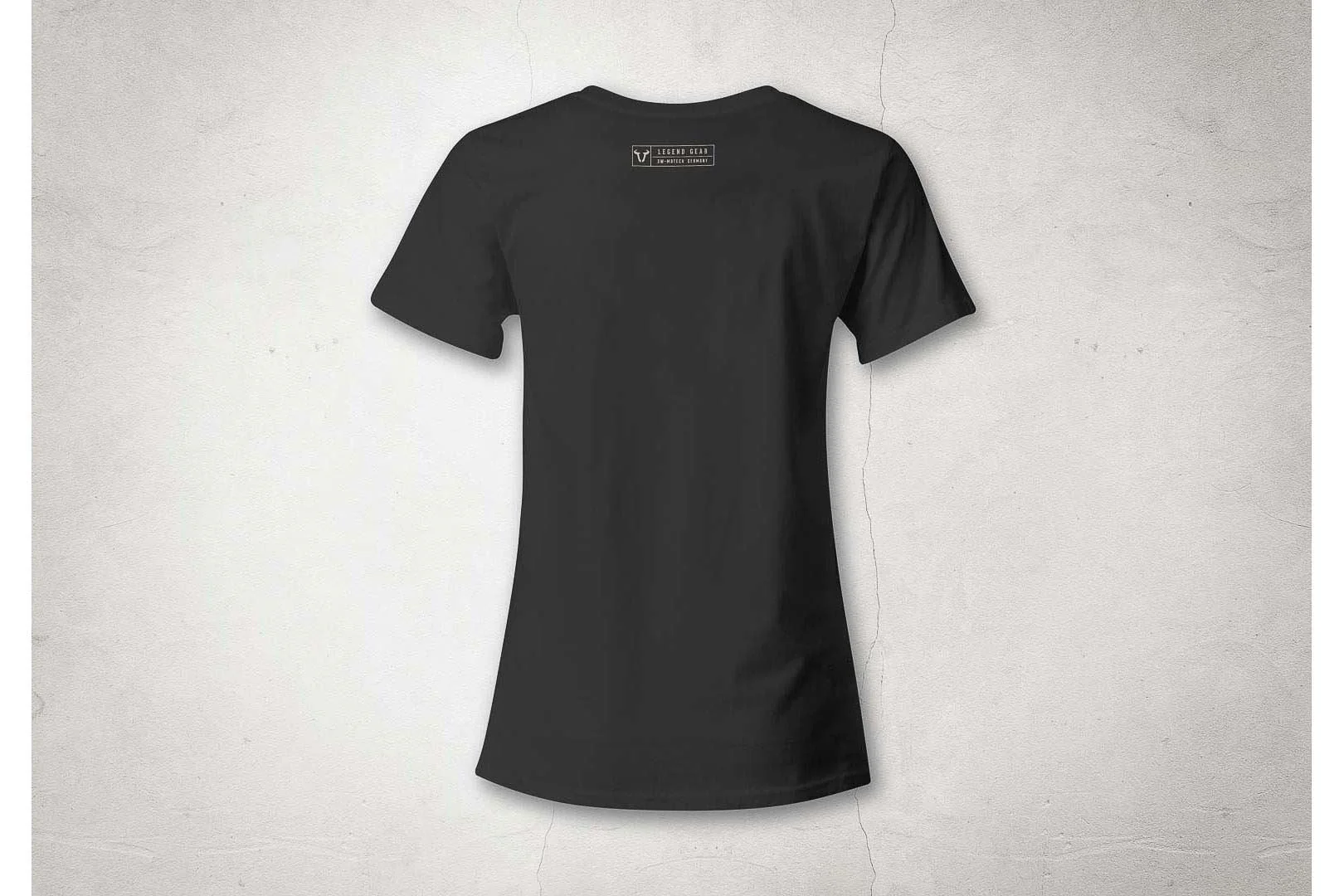 T-Shirt Legend Gear. Black. Women. Size S. - Image 2