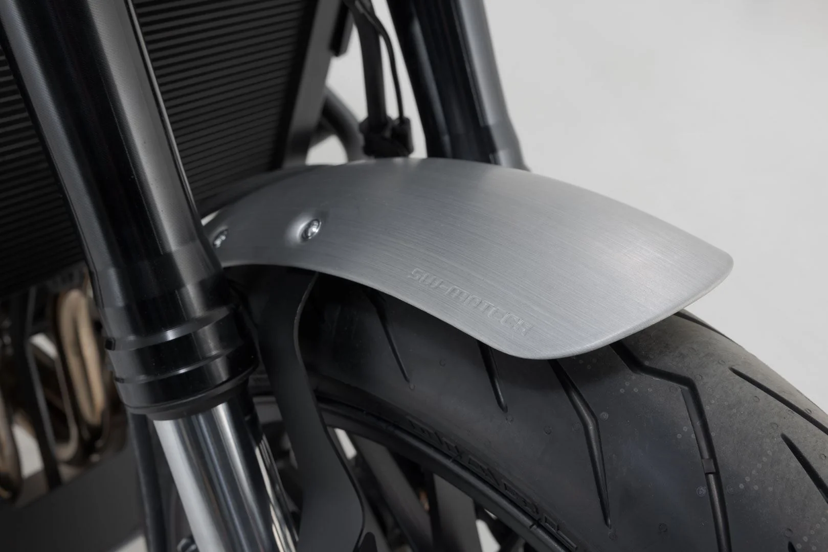TRAX ADV Aluminium Case System 45/37 litre Benelli TRK 502 X (18-) Silver - Image 5