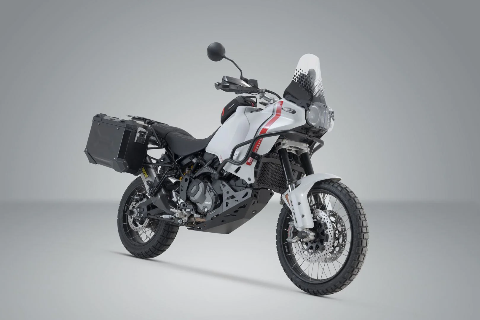 TRAX ADV aluminium case system Ducati DesertX (22-) 45/37 litre Black - Image 2