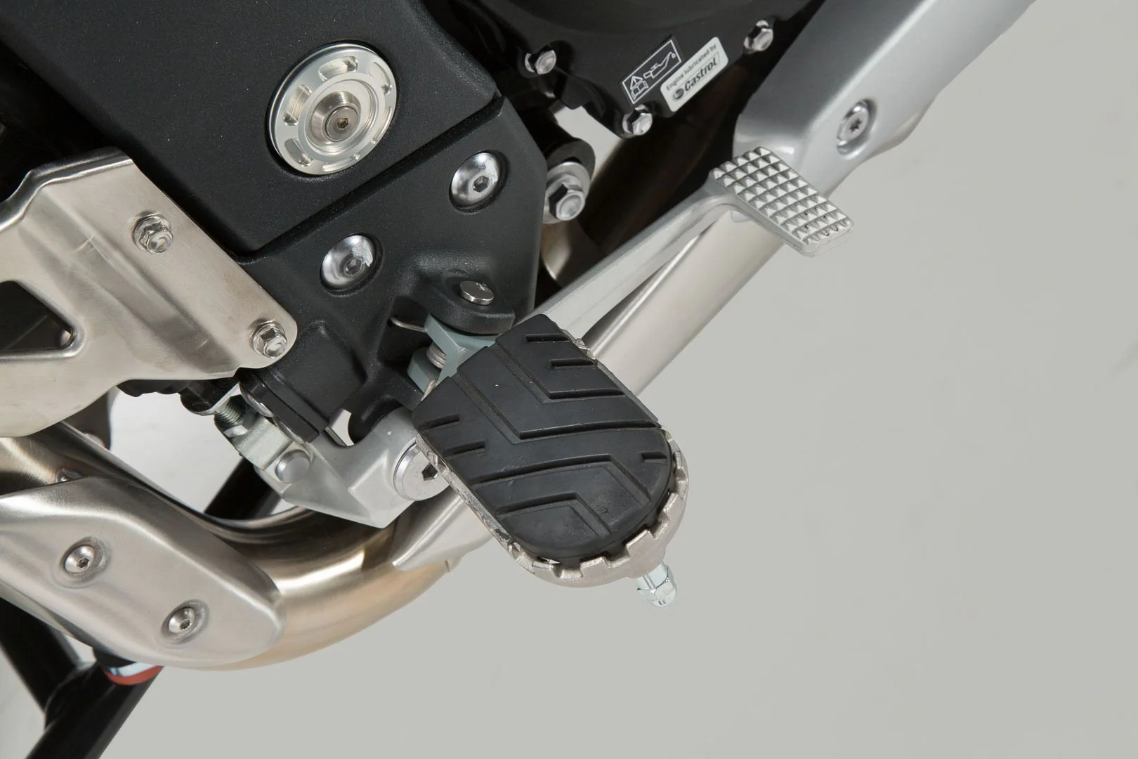 TRAX ADV Aluminium Case System 45/37 litre Kawasaki KLR 650 (08-) Black - Image 8