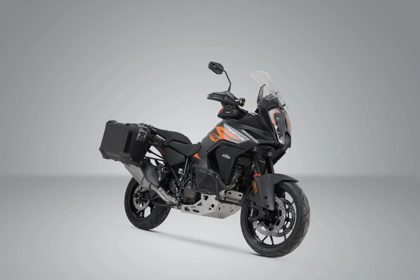 TRAX ADV Aluminium Case System 45/37 litre KTM 1290 Super Adv Black - Image 2