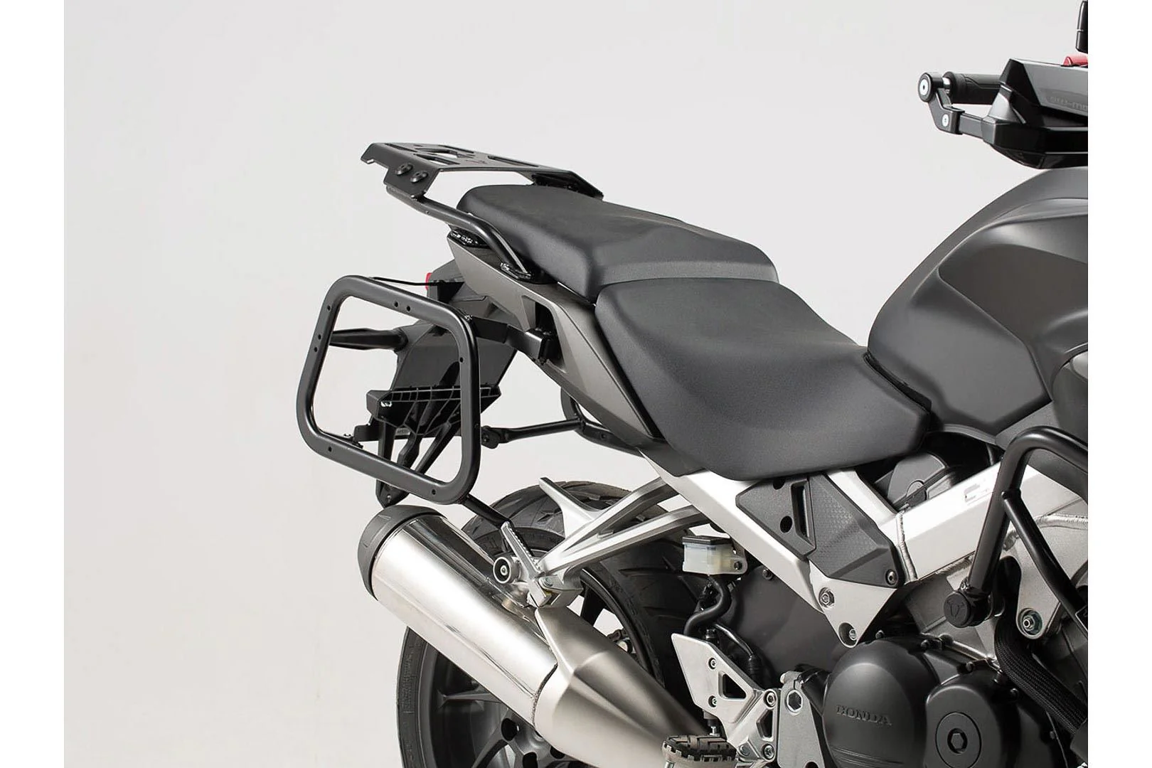 TRAX ADV Aluminium Case System 37/37 litre Honda VFR800X Crossrunner (15-) Black - Image 4