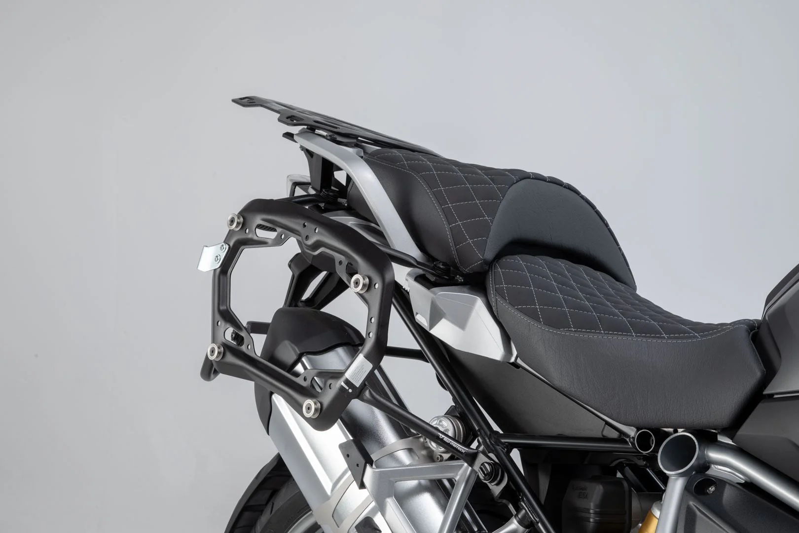 TRAX ADV Aluminium Case System 45/37 litre BMW R1200GS LC/Adv/Rallye, R1250GS Black - Image 3
