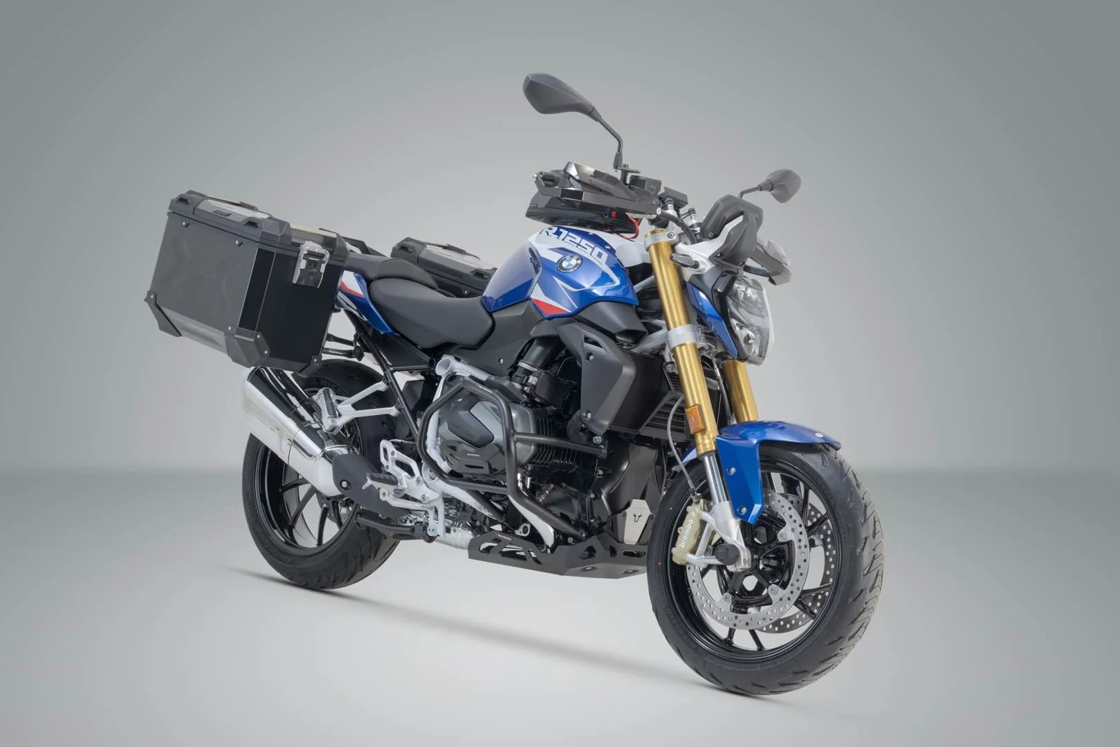 TRAX ADV Aluminium Case System 45/45 litre BMW R 1200 R/RS, R 1250 R/RS Black - Image 2