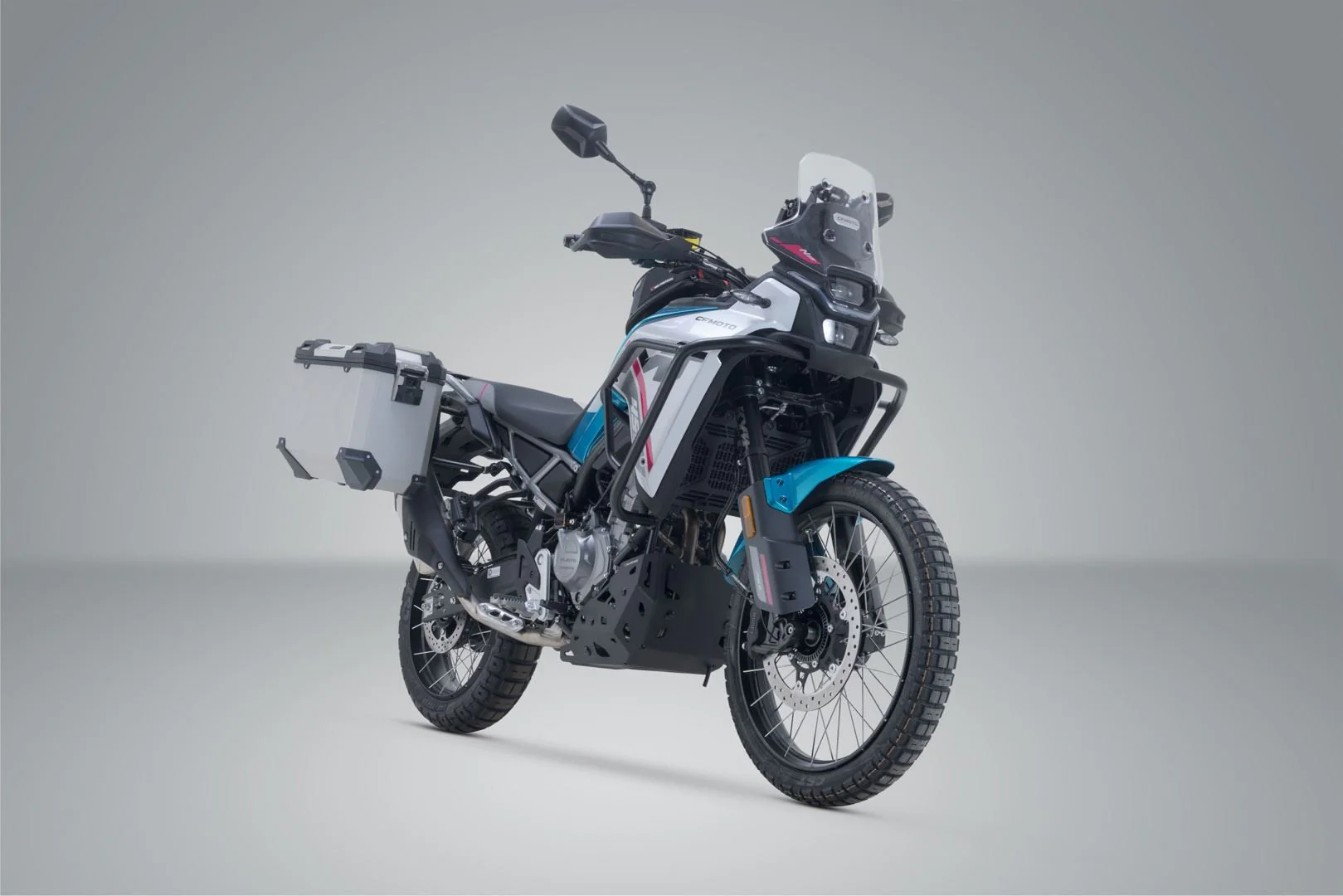 TRAX ADV aluminium case system Silver. 45/37 l. CFMoto 450MT (23-). - Image 2