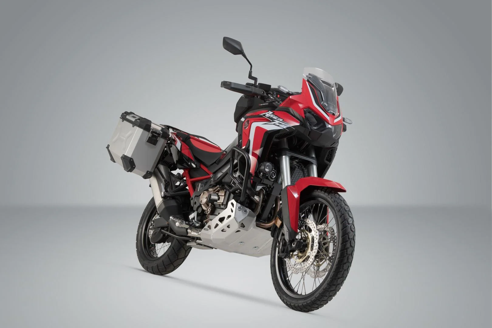 TRAX ADV Aluminium Case System 45/37 litre Honda CRF1100L Africa Twin (19-) Silver - Image 2
