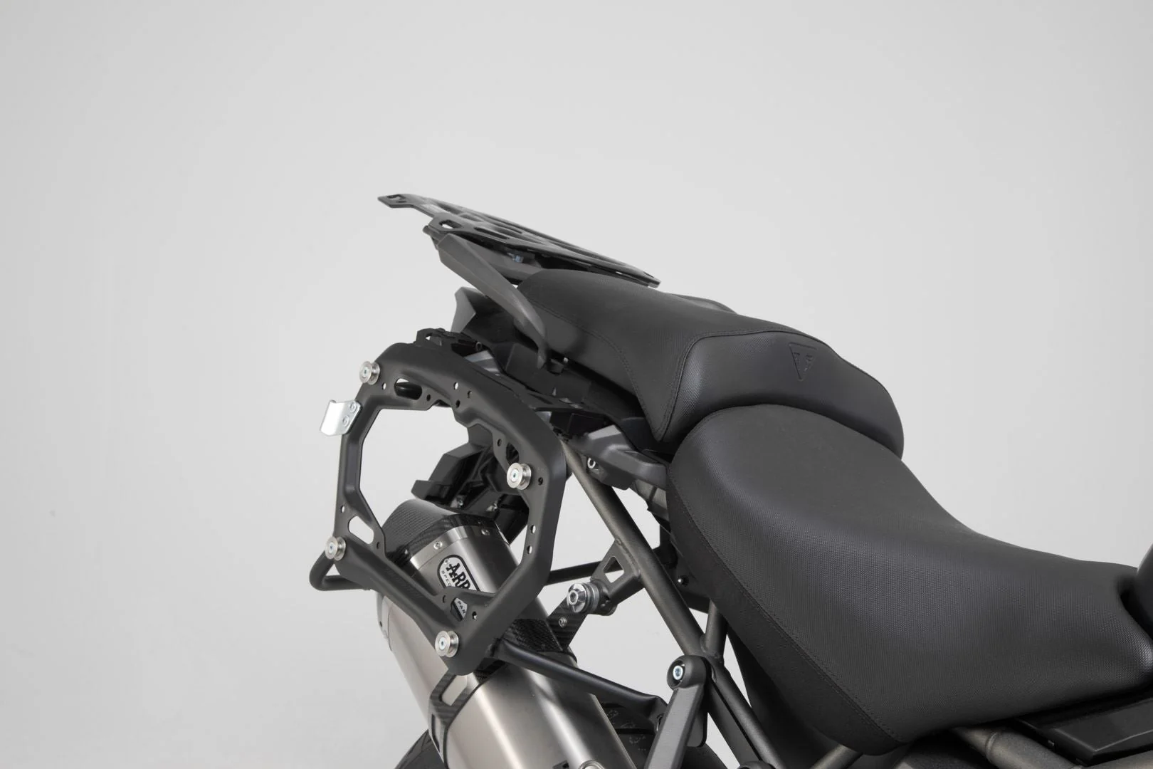 TRAX ADV Aluminium Case System 45/45 litre Triumph Tiger1200/Explor (11-) Silver - Image 3
