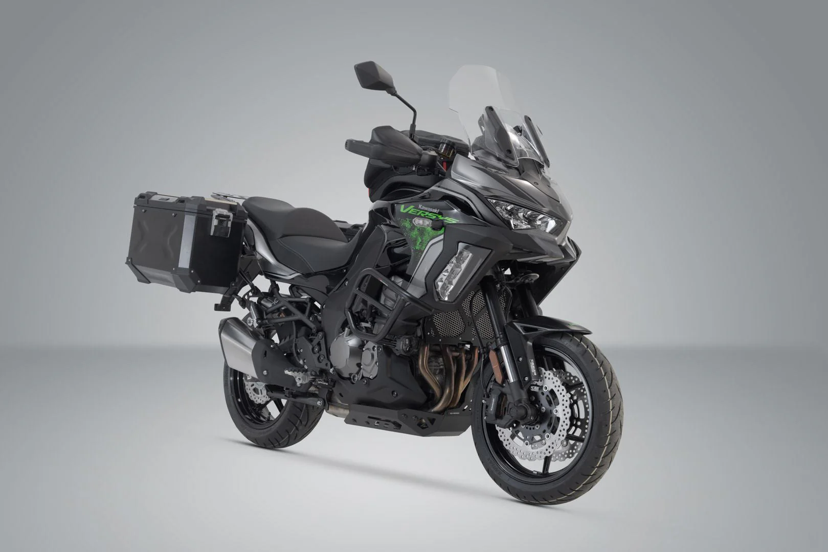 TRAX ADV aluminum case system Kawasaki Versys 1000 / 1000 S (18-) 45/45 litre Black - Image 2