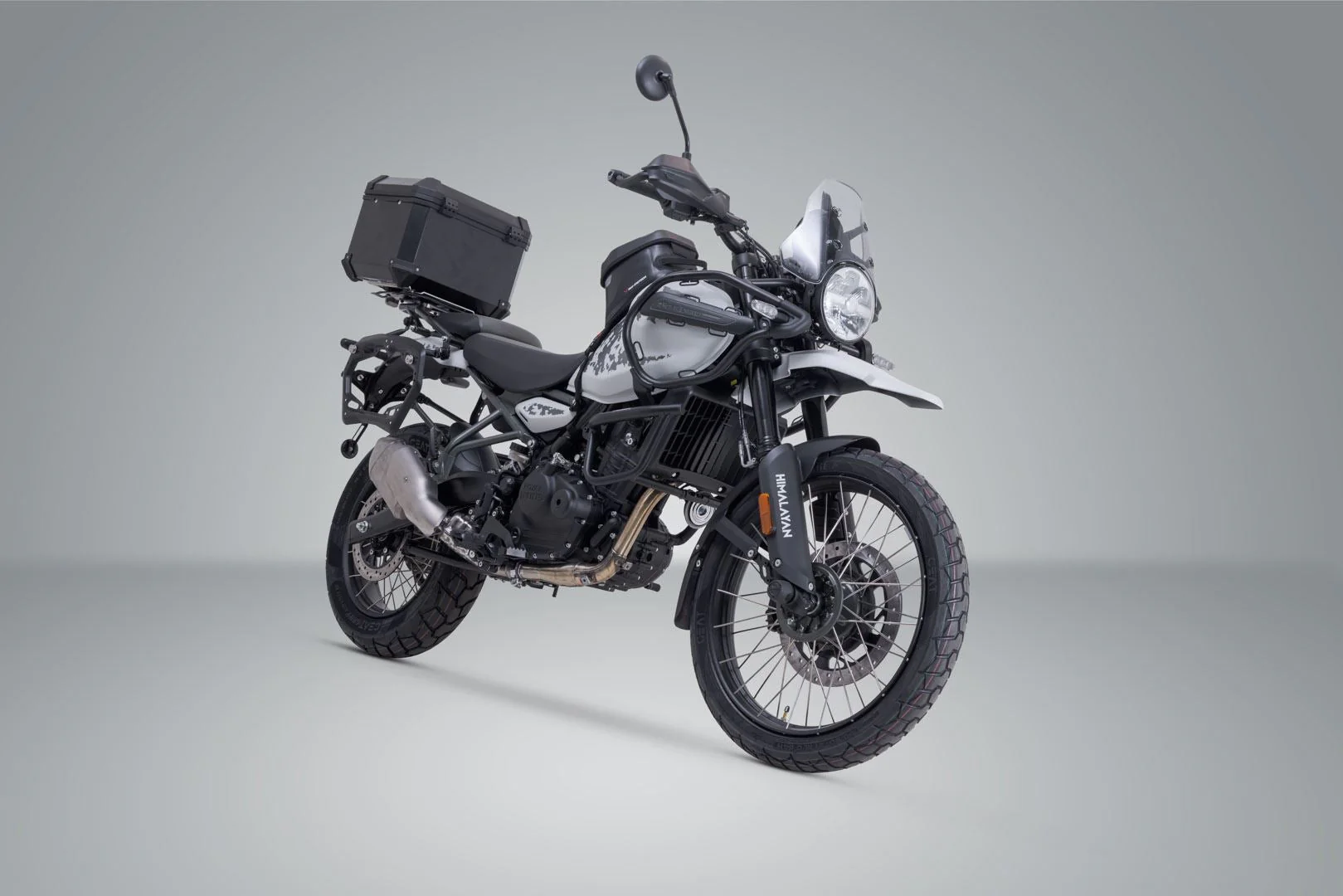 TRAX ADV top case system Black. Royal Enfield Himalayan 450 (23-). - Image 3