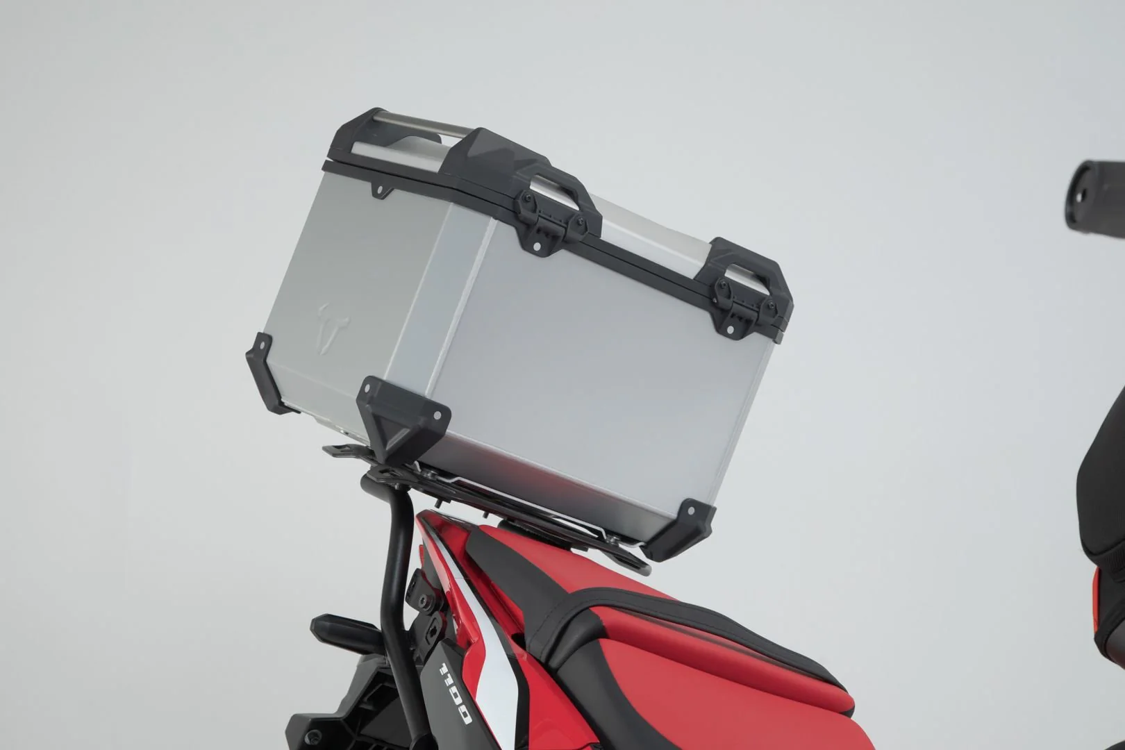 TRAX ADV Top Case System Honda CRF1100L Africa Twin (19-21) Silver - Image 5