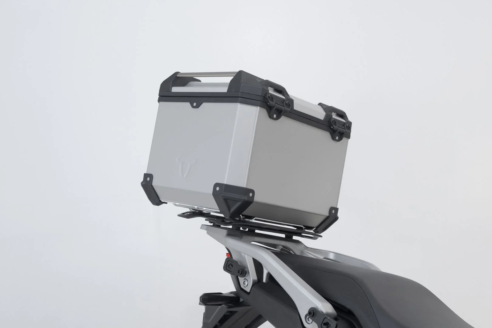TRAX ADV top case system Suzuki V-Strom 800DE (22-) Silver - Image 5