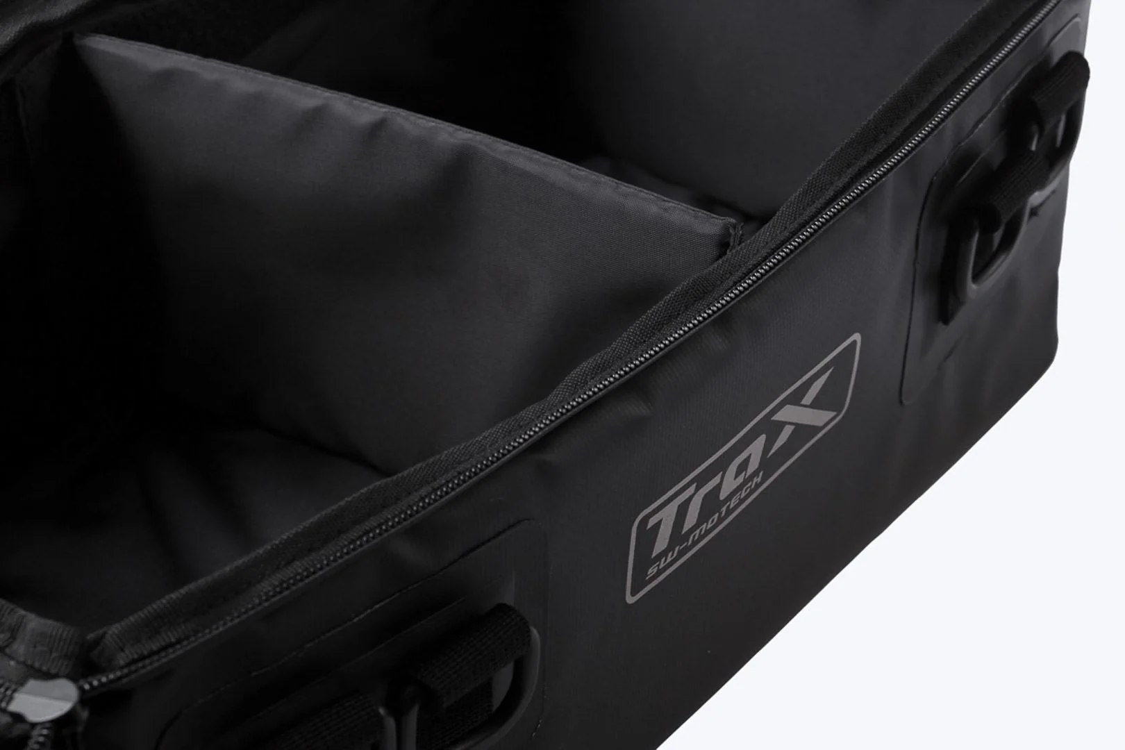TRAX M/L Expansion Bag For TRAX/BMW/further side cases 15 litre Waterproof - Image 4